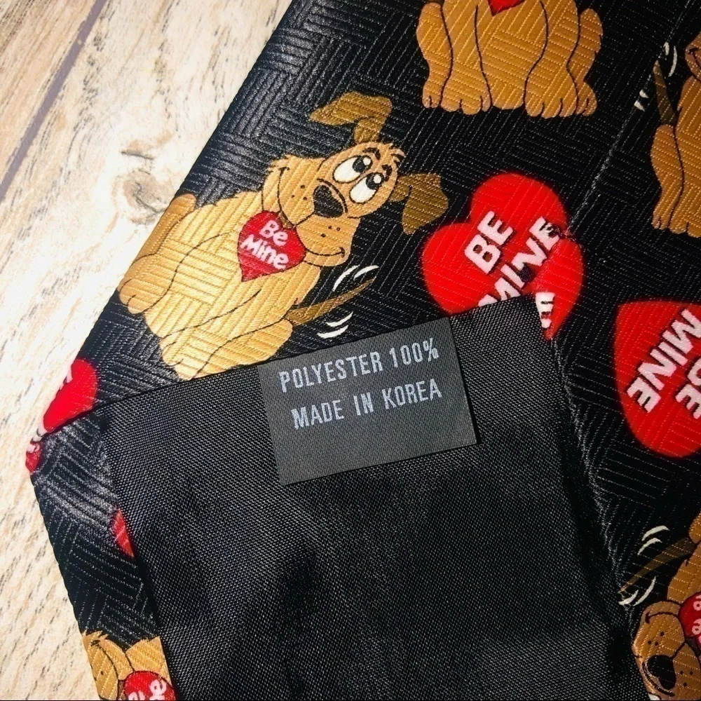 Valentine’s Day Be Mine Red Heart Dog Tie